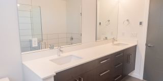 3bd/3.25ba Seattle Home Gallery 30