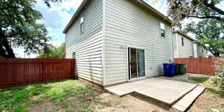 *MOVE IN SPECIAL* Move-In Ready | Washer & Dryer Included + Google Fiber Located Near UTSA! Gallery 27
