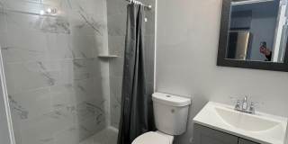 4422 LOCUST Street Gallery 26