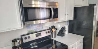 Ambient 5BR House in Pasadena Gallery 12