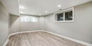 5915 N Artesian Avenue unit: Gdn Gallery 6