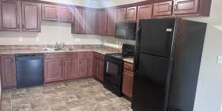 3 Bed | 2 Bath | 1 Car Garage Single Level Duplex in Blue Springs; Lee’s Summit Schools Gallery 7