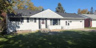 Duluth MN 5-Bedroom - 2-Bath - 2 Car Attached Garage Duluth MN 5-Bedroom - 2-Bath - 2 Car Attached Garage Gallery 1