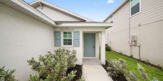 Modern 3 bedroom 2 bathroom single family home in Lehigh Acres Gallery 3