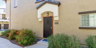 2725 E MINE CREEK Road Gallery 3