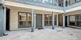 Central/UT 2/2 Apartments PRELEASE 8/15/2025 Gallery 19