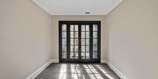 415 CITY Avenue Gallery 12