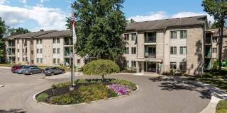 Farmington Oaks Gallery 4