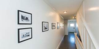 1520 Tyler House Gallery 21