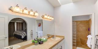 1790 Piper Bay Gallery 9