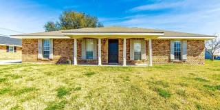 13437 Margaret St Gallery 1