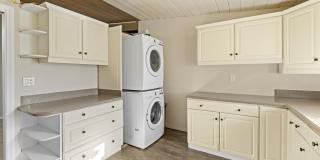 4902 54th St. Gallery 11