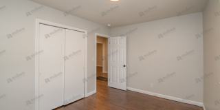 Newly Renovated & Spacious Home w/ Bonus Room Gallery 11