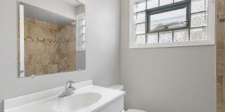 7216 S CENTRAL PARK Avenue Gallery 11