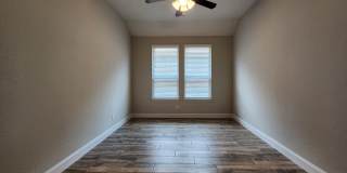 4/3/2 with office Near Gruene / Fridge Included / Loaded with Amenities / Large Backyard / CISD Gallery 17