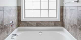 Pet Friendly Four Bedroom with Basement! Gallery 13