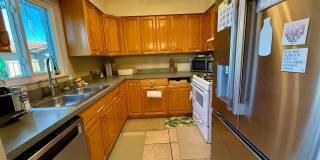 LAKE VIEW - NEVER FLOODED 4/3 Gallery 9