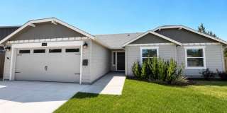 SCHEDULE A TOUR TODAY TO VIEW THIS STUNNING HOME IN SW REDMOND!! Gallery 1