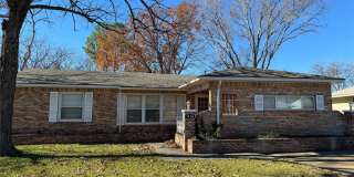 1408 N Ricketts Street Gallery 1