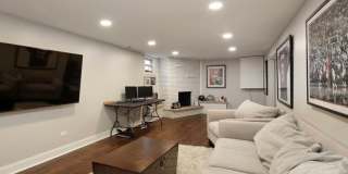 716 LARAMIE Avenue Gallery 4