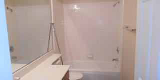 Wonderful 3 Bedroom home with 3 car garage. Gallery 10