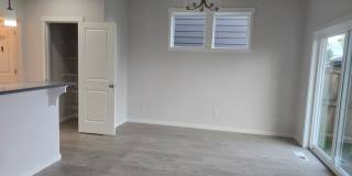 Spacious 4BR House in Cornelius Gallery 6