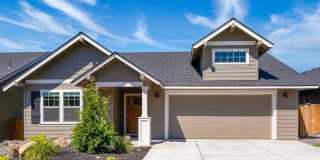 Single Level Home with Large Yard and Covered Deck Gallery 1