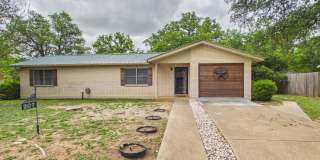 Comfortable 3-Bedroom Home with Modern Finishes Gallery 1