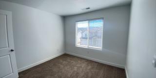 Modern 4 Bedroom Townhome in Cedar City. Pet Friendly! Gallery 11