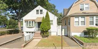 523 Columbia Ave Gallery 1