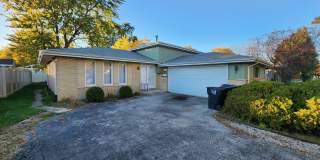 Welcome to the heart of South Holland’s Central District, where quiet charm meets everyday convenience. Gallery 1