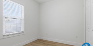 701 W Plaza Pl Gallery 21