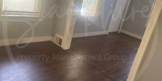 2404 East 67th Terrace Gallery 6