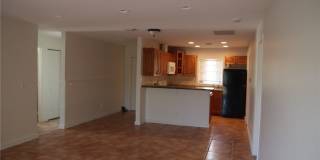 320 Harry Avenue S Gallery 6