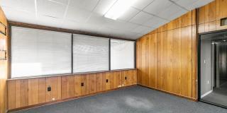 2221 Ross Clark Circle Gallery 9