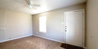 918 Hampton Gallery 11