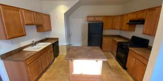 SOUTHERN HIGHLANDS CORNER LOT IN GATED COMMUNITY Gallery 3