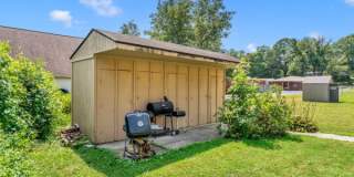 625 Village Ln Gallery 11