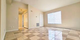 Cozy 2-bedroms, 2-baths in Prime Location Gallery 5