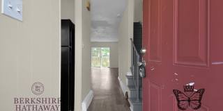 2 Bedroom Townhouse Apartment Gallery 55