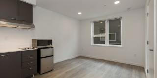 12328 33rd Avenue Gallery 32