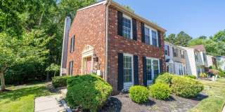 10 FORESTVIEW Court Gallery 1