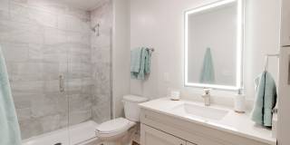 Bimini Square Gallery 12
