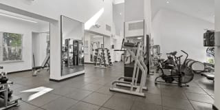 Sheridan Ocean Club Apartments Gallery 27