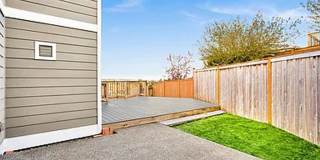Spacious 3-Story Home with 2 Car Garage and Large Deck! Gallery 27