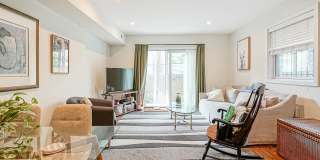 1926 BAINBRIDGE Street Gallery 3