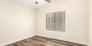1517 W Islandia Drive Gallery 28