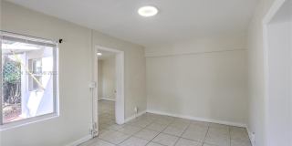 2250 NE 136th St Gallery 7