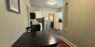 312 South Valentine Street Gallery 9