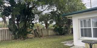 927 W Royal Palm Road Gallery 31